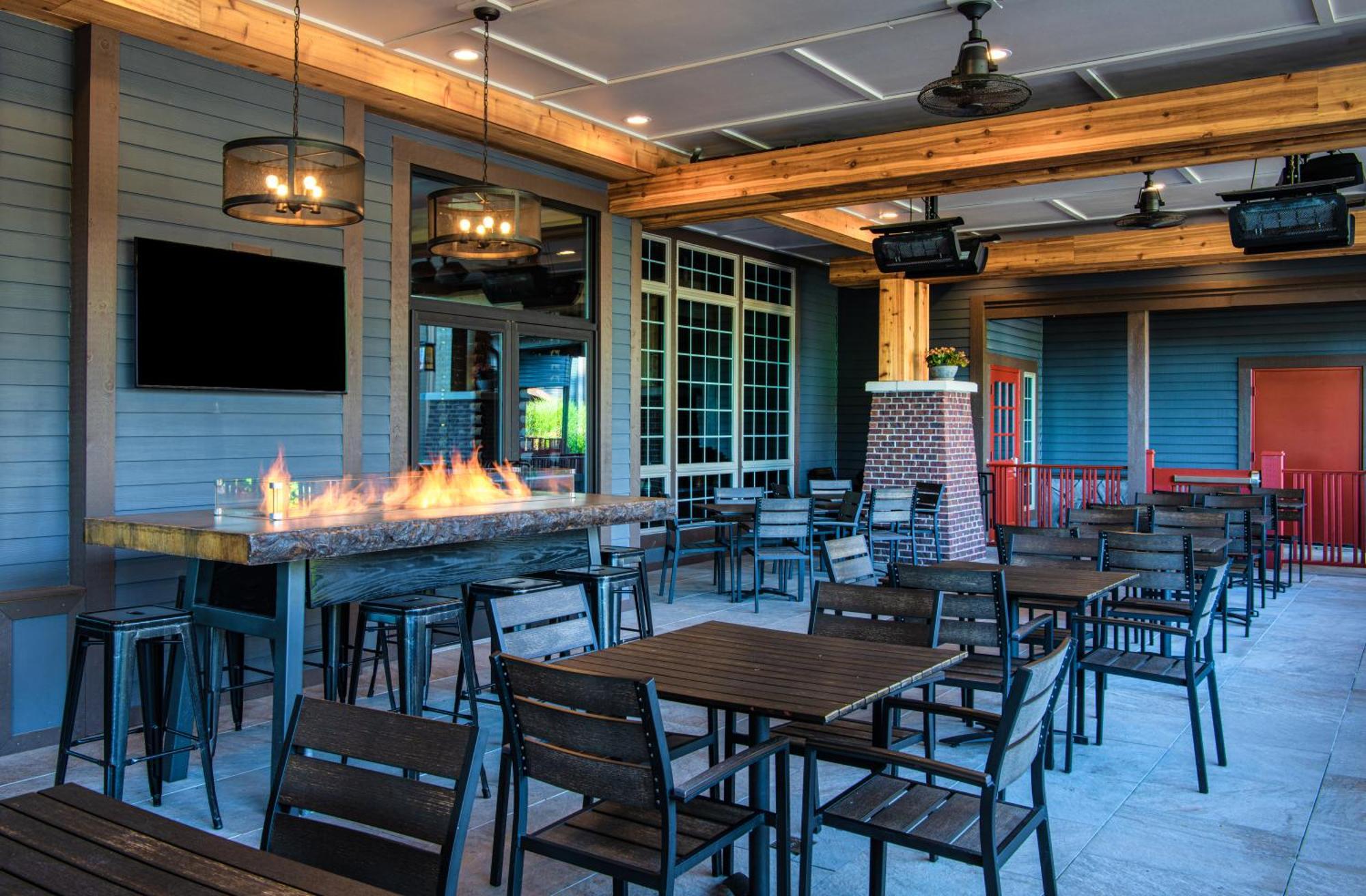 Fayetteville The Craftsman Inn & Suites מראה חיצוני תמונה