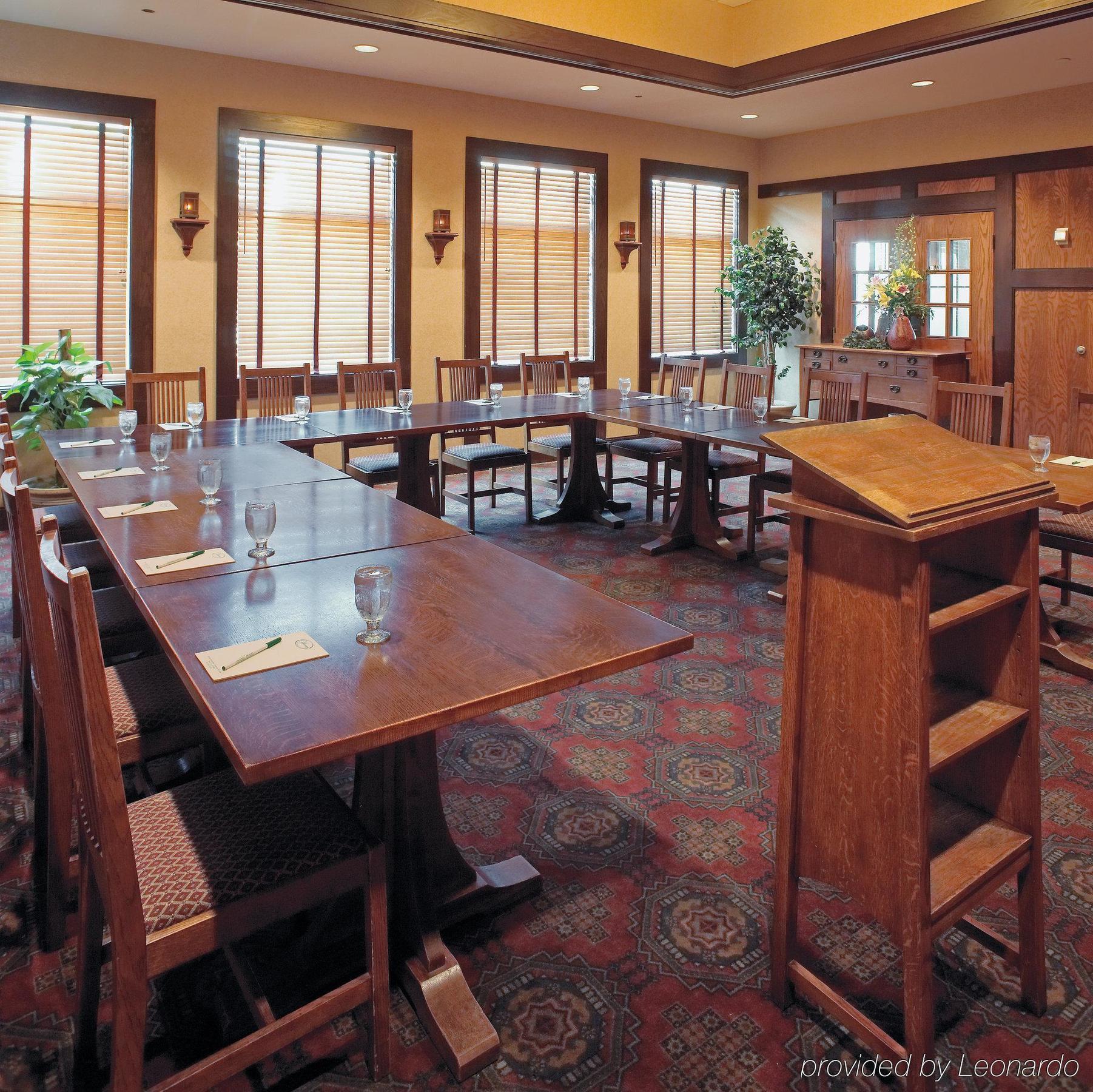 Fayetteville The Craftsman Inn & Suites מתקנים תמונה