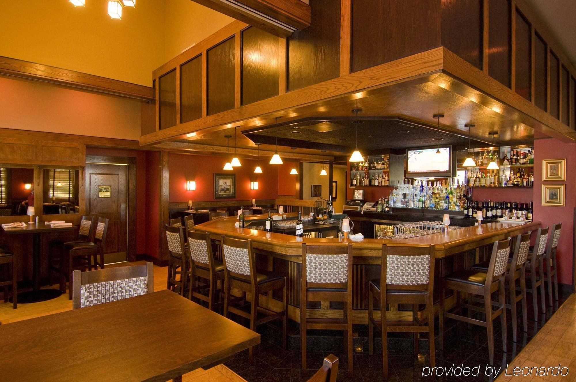 Fayetteville The Craftsman Inn & Suites מראה חיצוני תמונה